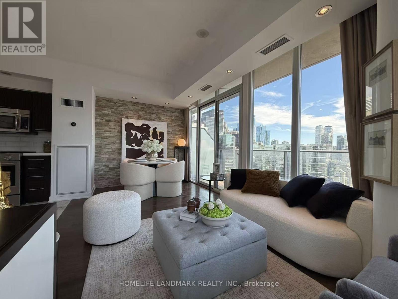 3303 - 126 Simcoe Street, Toronto, Ontario  M5H 4E6 - Photo 6 - C13832138