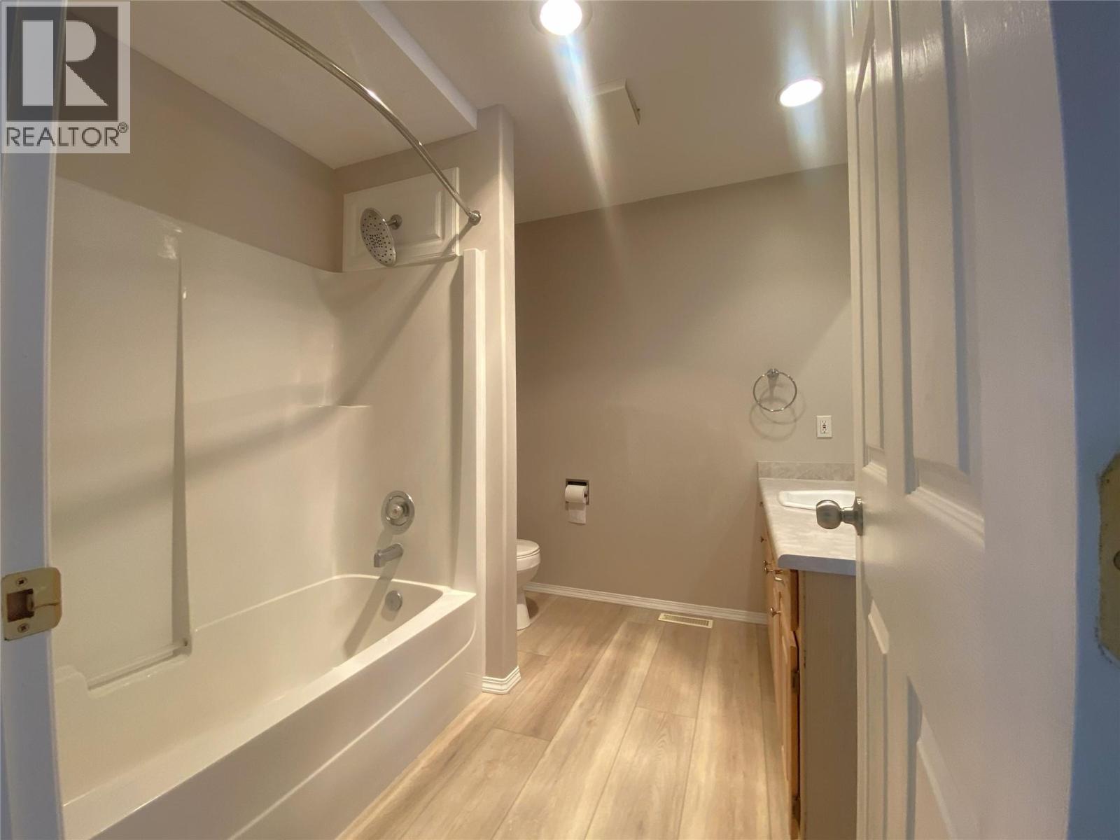 7594 2nd Street, Grand Forks, British Columbia  V0H 1H0 - Photo 42 - 10395359