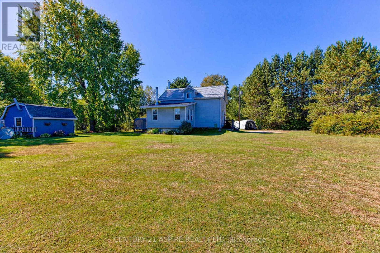 1085 Forest Lea Road, Laurentian Valley, Ontario K8A 6W6 - Photo 4 - X13832118