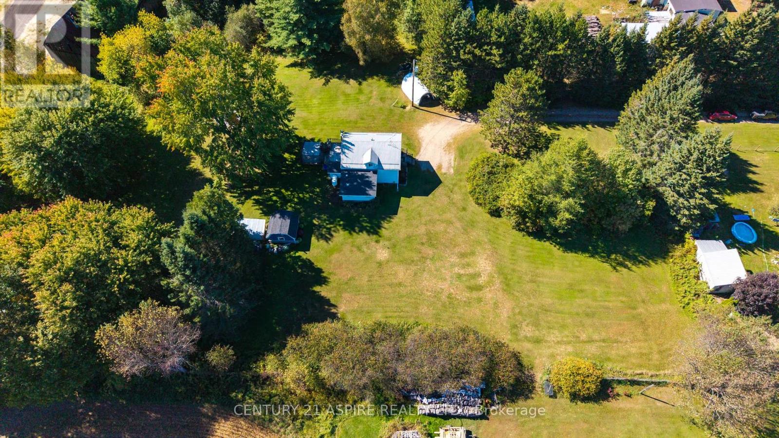 1085 Forest Lea Road, Laurentian Valley, Ontario K8A 6W6 - Photo 7 - X13832118