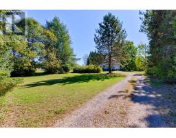 1085 FOREST LEA ROAD, Laurentian Valley, Ontario