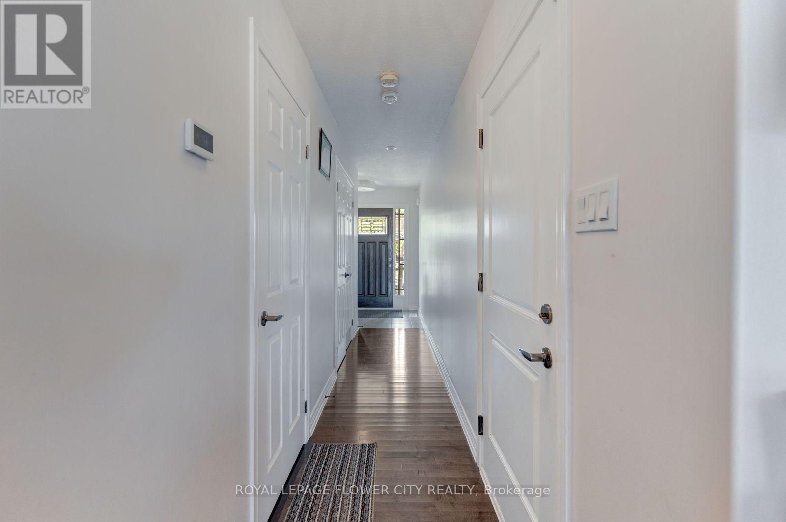 27 Winterton Court, Orangeville, Ontario  L9W 5H8 - Photo 7 - W13832164