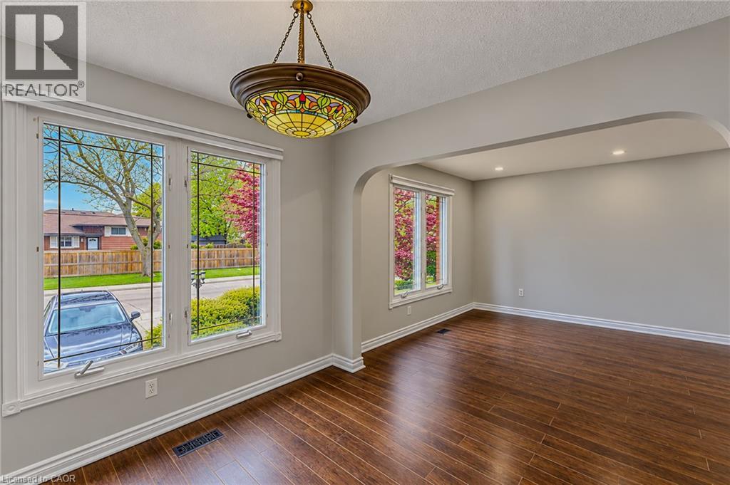17 Taymall Street, Hamilton, Ontario  L8W 1Z7 - Photo 8 - 40865826