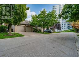 11 - 270 NORTH CENTRE ROAD, London North, Ontario