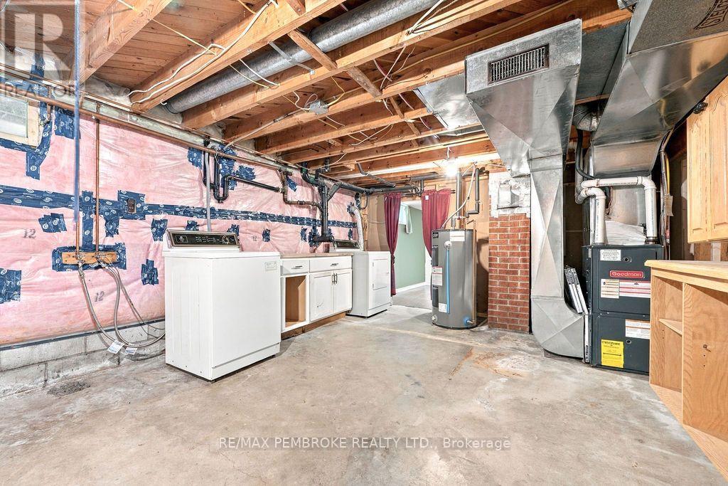 3 Elliott Street, Whitewater Region, Ontario  K0J 1C0 - Photo 36 - X13832200