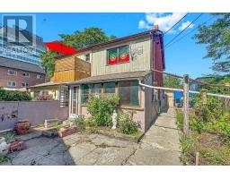 18 1/2 BELLEVUE AVENUE, Toronto, Ontario