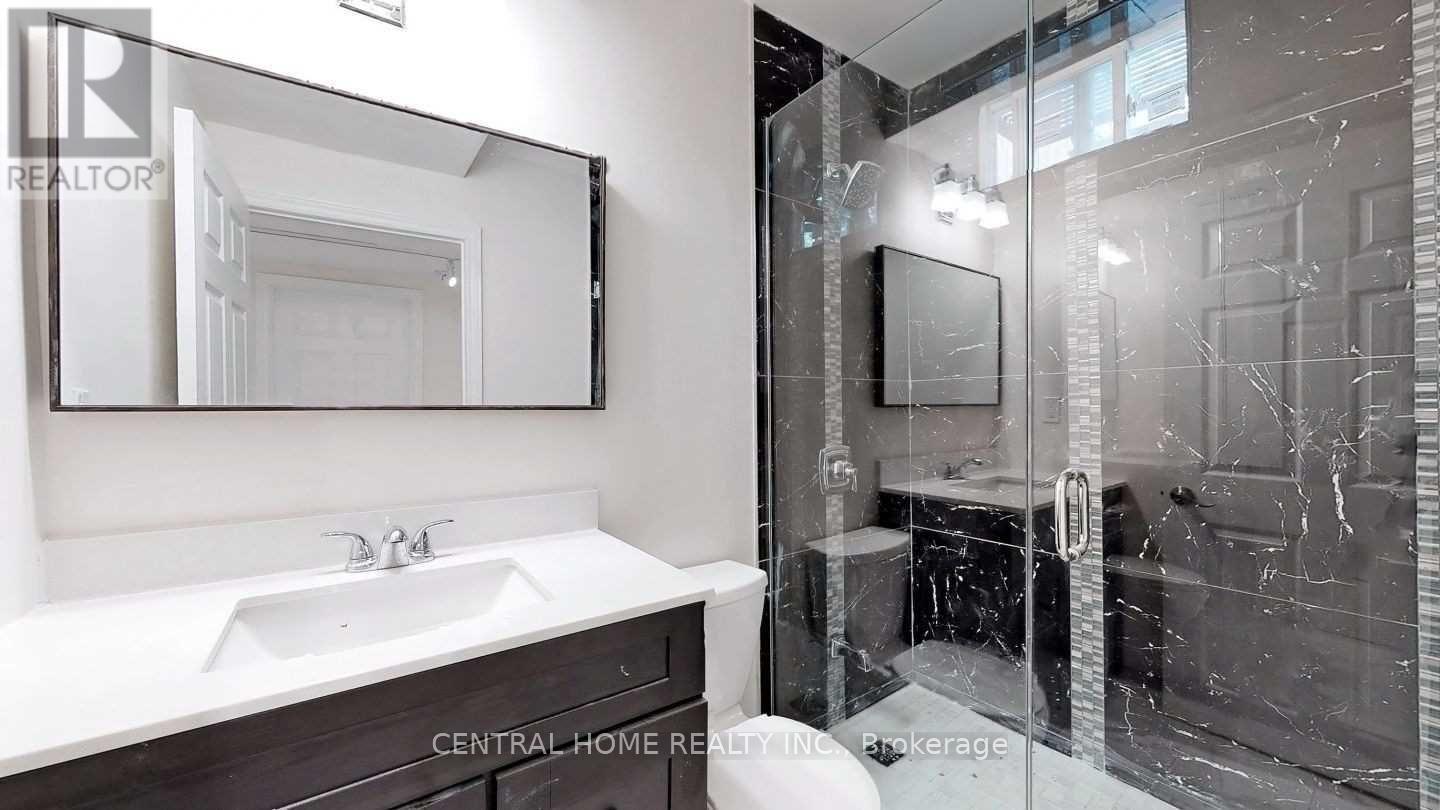 656 Sheppard Avenue W, Toronto, Ontario M3H 2S5 - Photo 5 - C13832176