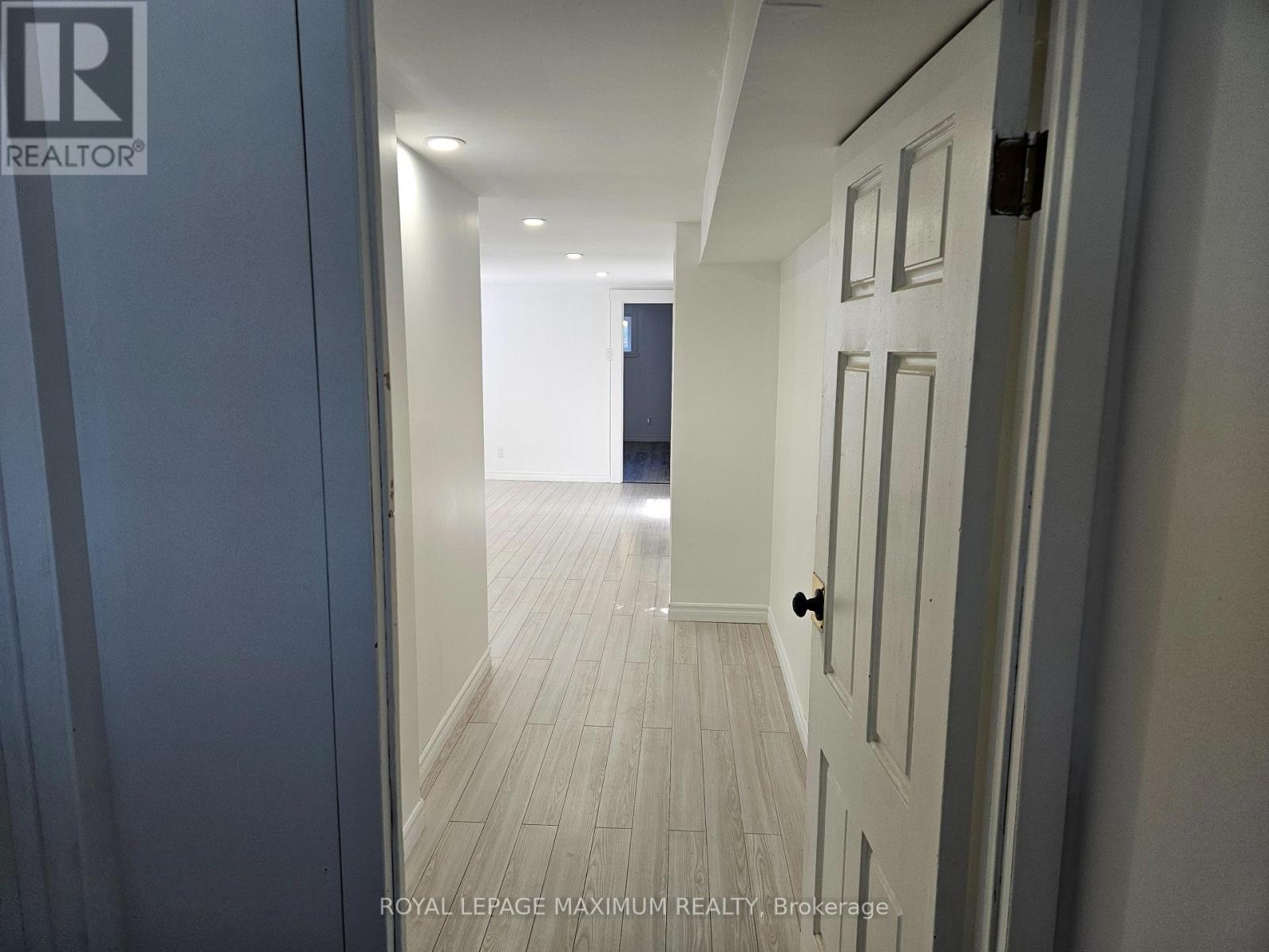 21 Darnborough Way, Toronto, Ontario  M1W 2G2 - Photo 7 - E13832198