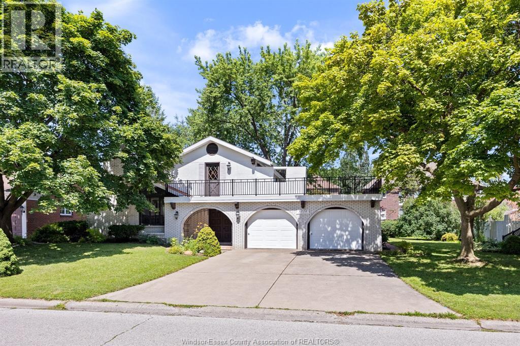 3770 HUNTINGTON, Windsor, Ontario