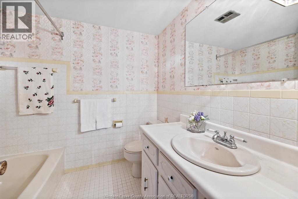 3770 Huntington, Windsor, Ontario  N9E 3W8 - Photo 17 - 26015020