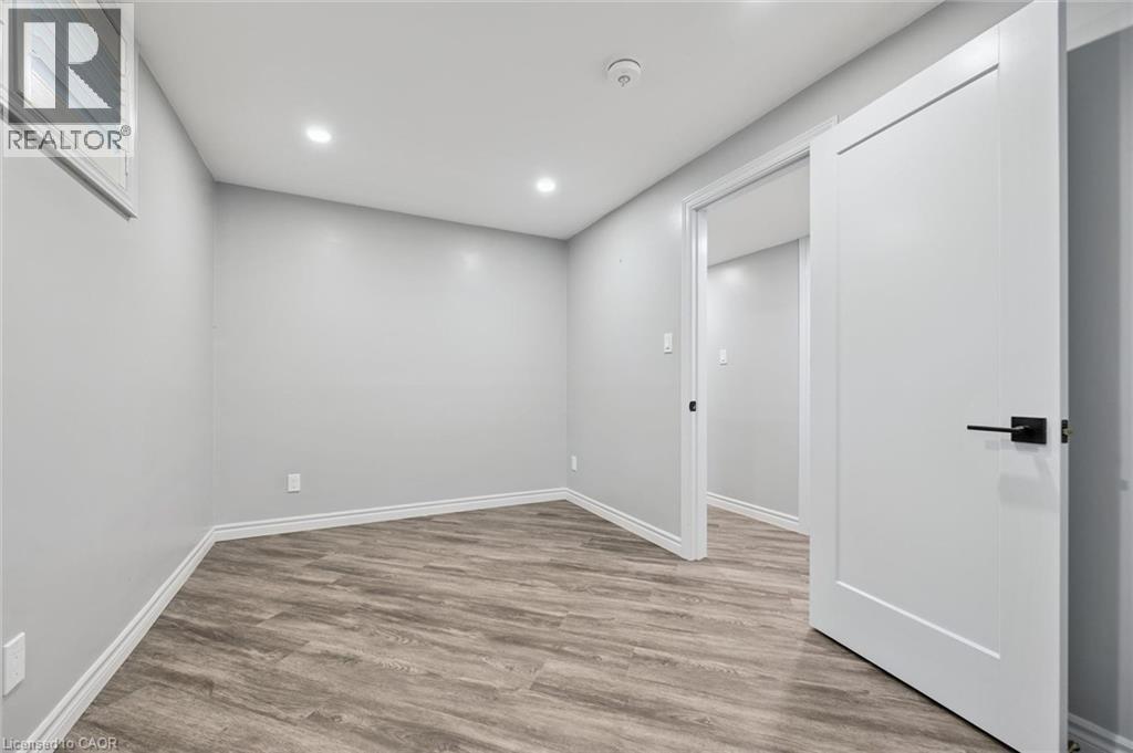 153 Sims Estate Drive Unit# 2, Kitchener, Ontario  N2A 0A6 - Photo 19 - 40865820