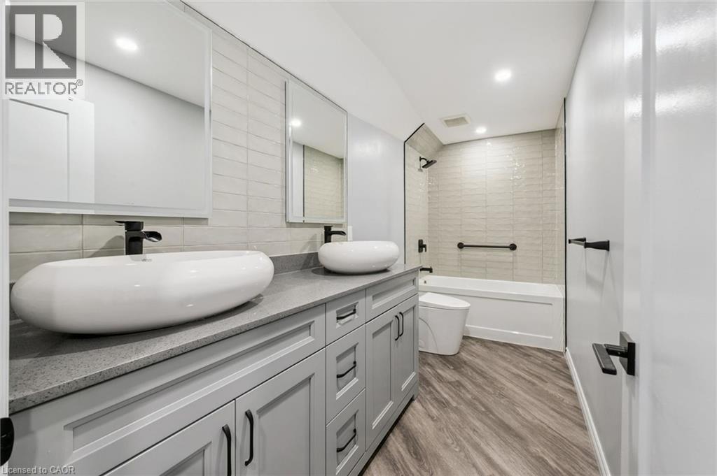153 Sims Estate Drive Unit# 2, Kitchener, Ontario  N2A 0A6 - Photo 27 - 40865820