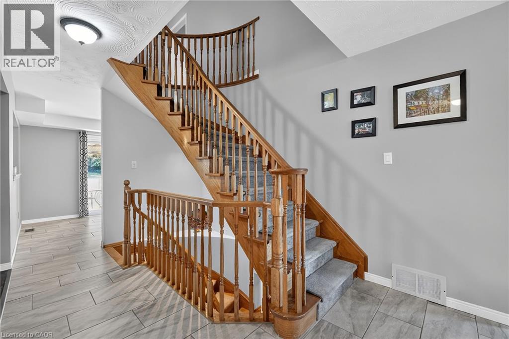 31 Princess Boulevard, Grimsby, Ontario  L3M 5A8 - Photo 25 - 40865918