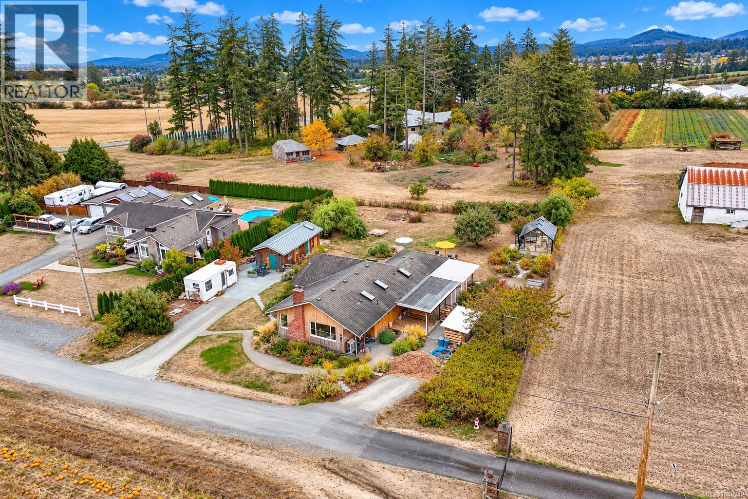 2105 Straitsview Rd, Central Saanich, British Columbia  V0S 1A0 - Photo 4 - 1049942