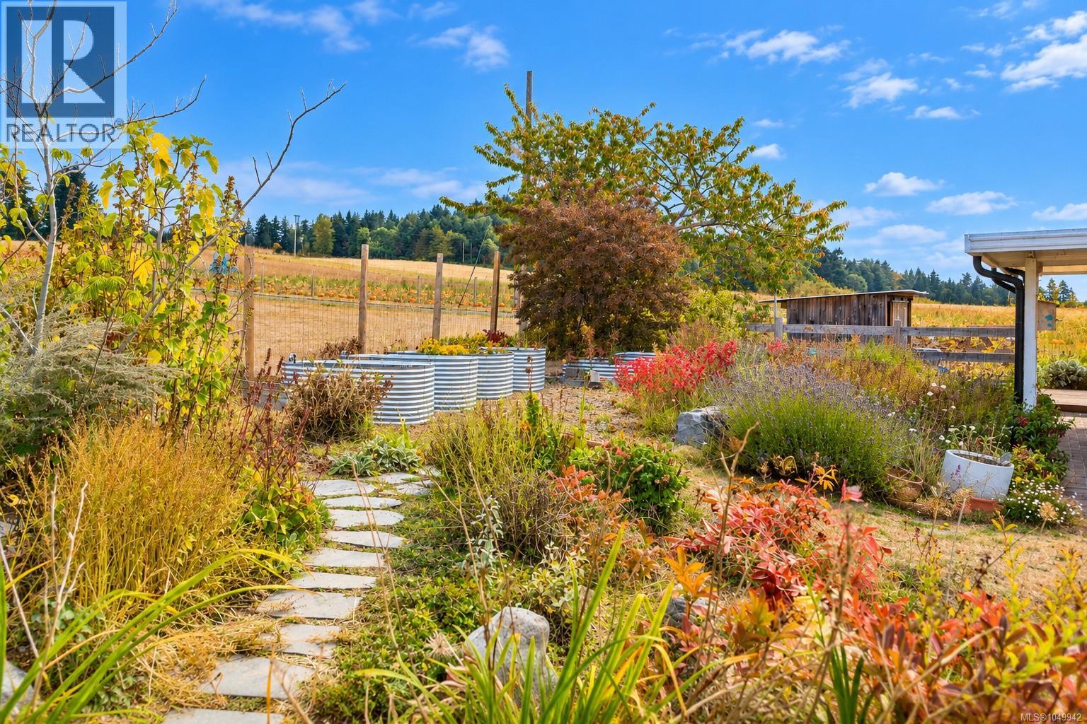 2105 Straitsview Rd, Central Saanich, British Columbia  V0S 1A0 - Photo 57 - 1049942