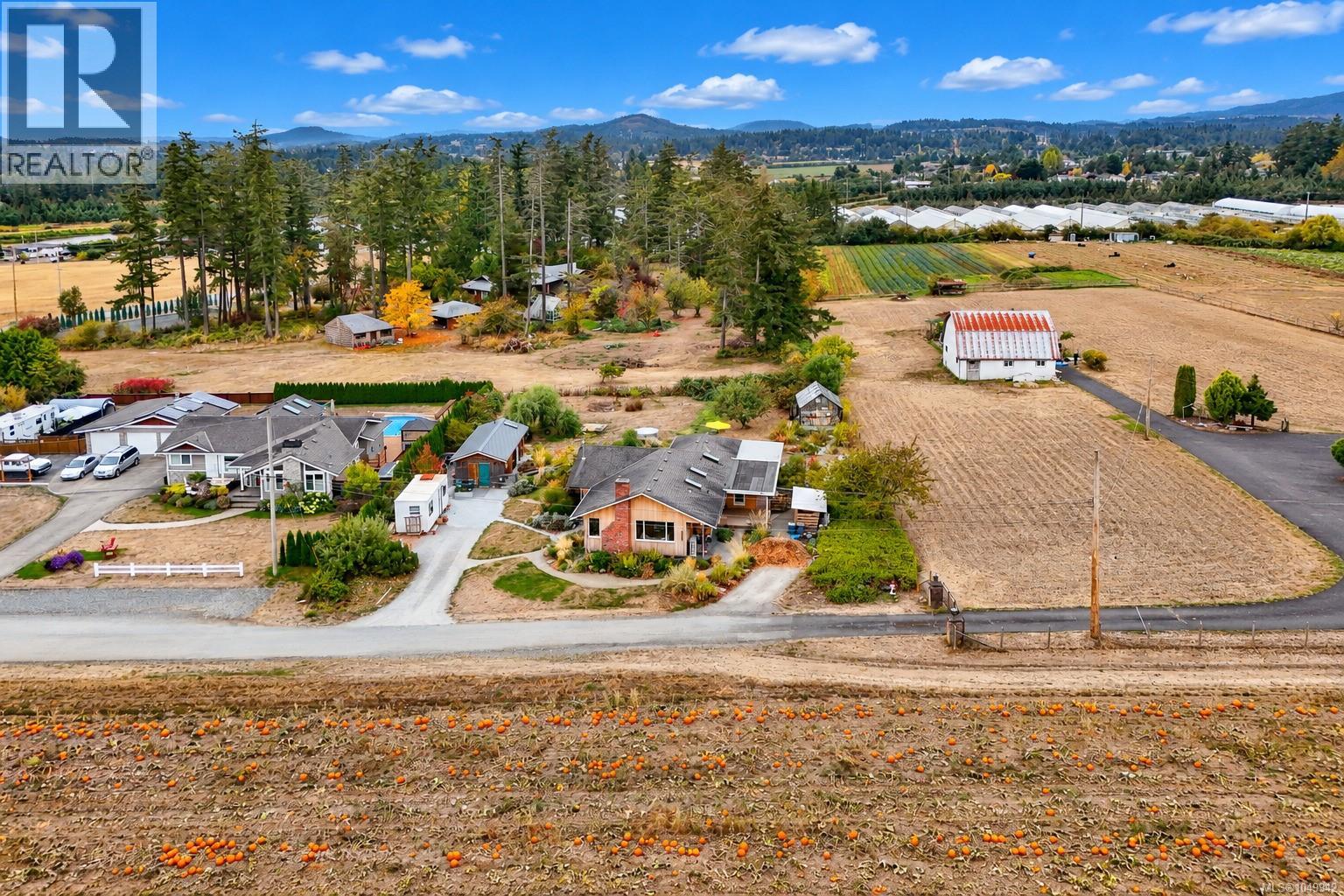 2105 Straitsview Rd, Central Saanich, British Columbia  V0S 1A0 - Photo 64 - 1049942