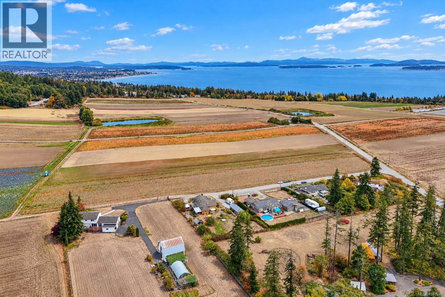 2105 Straitsview Rd, Central Saanich, British Columbia  V0S 1A0 - Photo 65 - 1049942