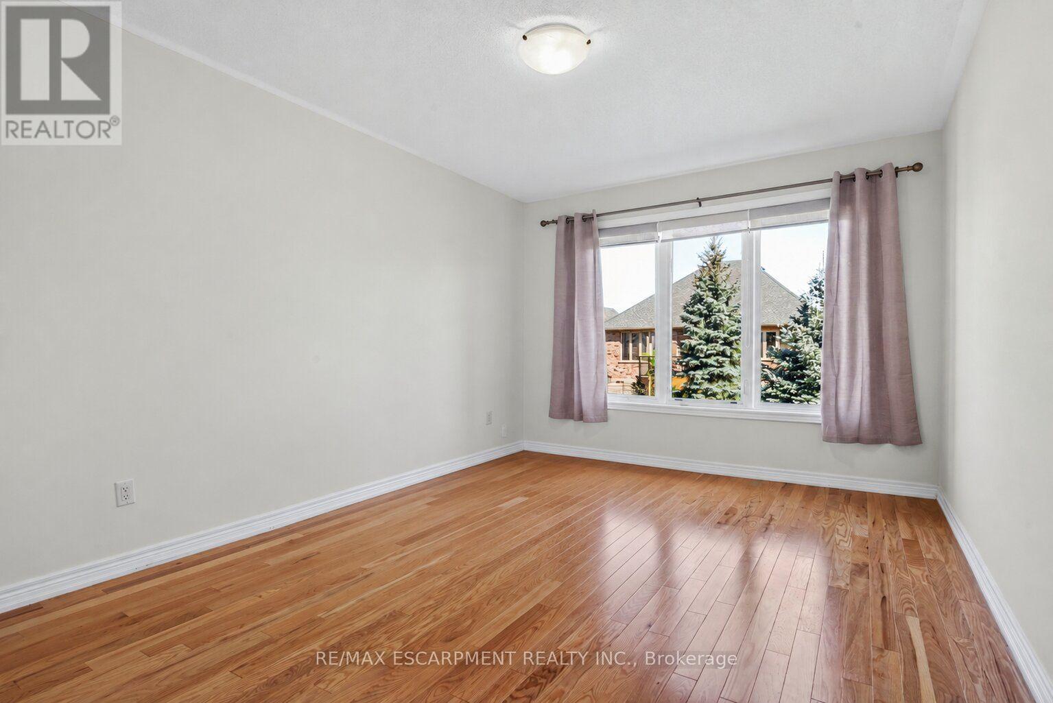 30 Galloway Trail, Welland, Ontario  L3B 6G5 - Photo 18 - X13095948
