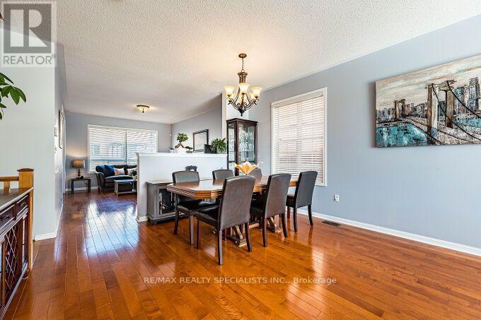 154 Valleyway Drive, Brampton, Ontario  L6X 0N3 - Photo 10 - W13832192