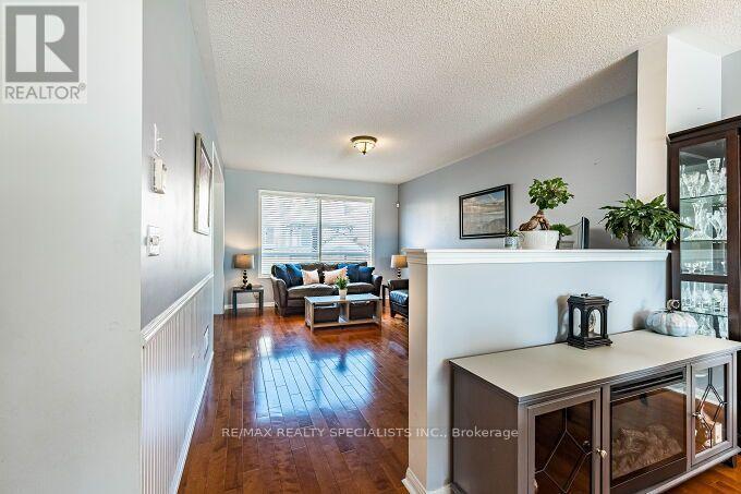 154 Valleyway Drive, Brampton, Ontario  L6X 0N3 - Photo 13 - W13832192