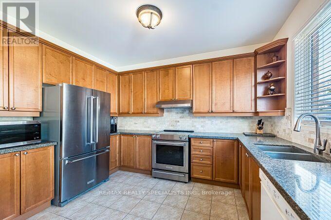 154 Valleyway Drive, Brampton, Ontario  L6X 0N3 - Photo 20 - W13832192
