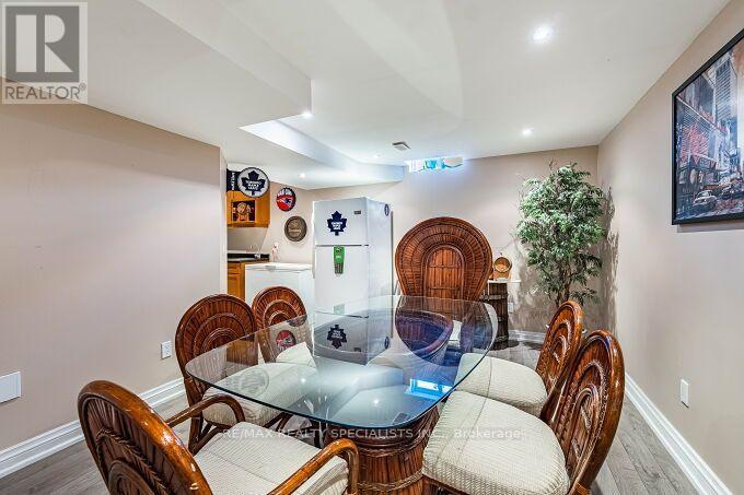 154 Valleyway Drive, Brampton, Ontario  L6X 0N3 - Photo 38 - W13832192