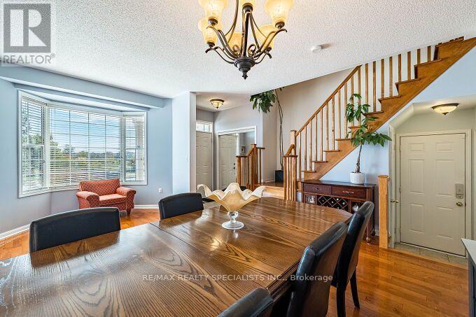154 Valleyway Drive, Brampton, Ontario  L6X 0N3 - Photo 6 - W13832192