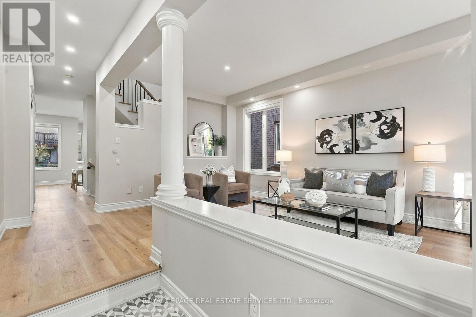 3396 Hayhurst Crescent, Oakville, Ontario  L6L 6W9 - Photo 7 - W13832204