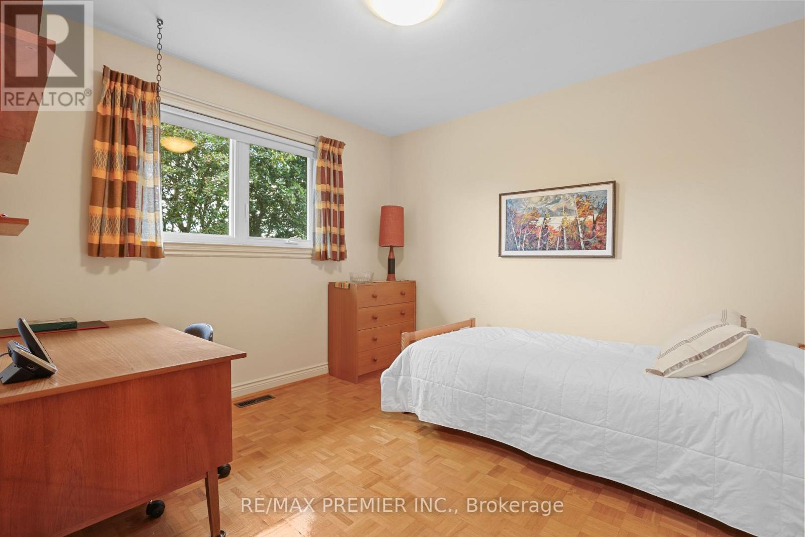 19 Temagami Court, Toronto, Ontario  M2M 4E6 - Photo 17 - C13832216