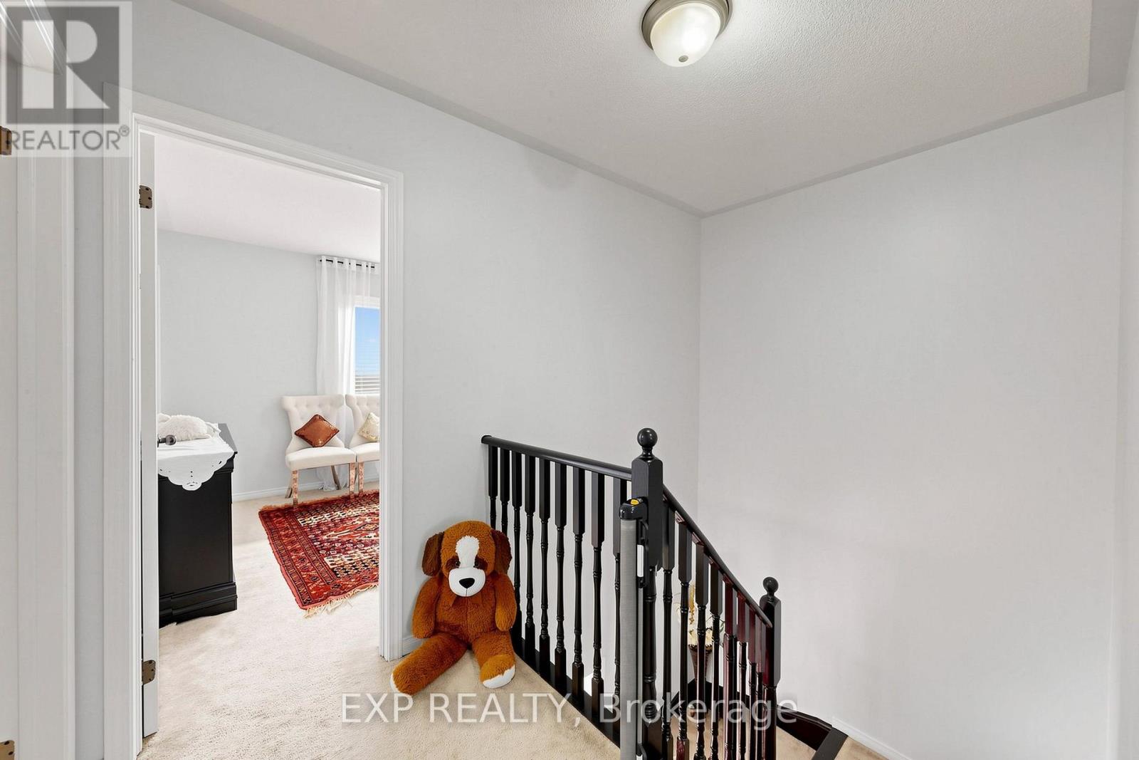85 Sidney Rundle Avenue, Clarington, Ontario  L1C 0N9 - Photo 9 - E13832248