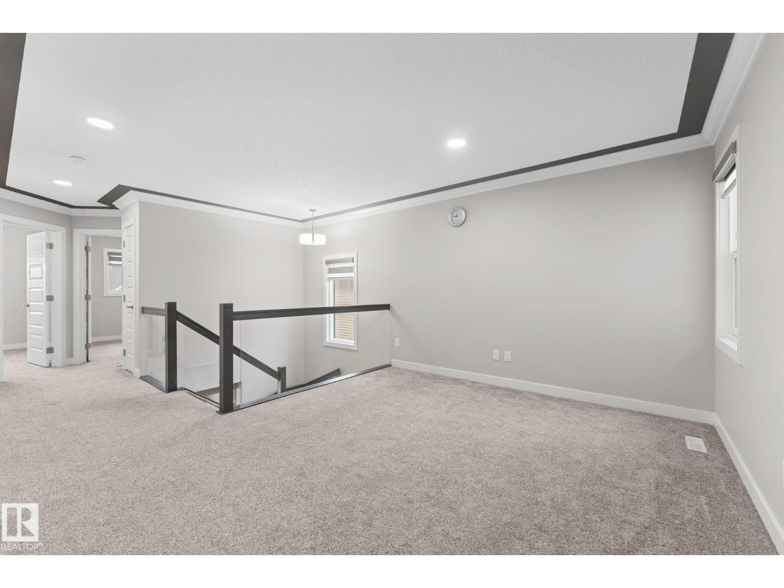 16718 64 ST NW