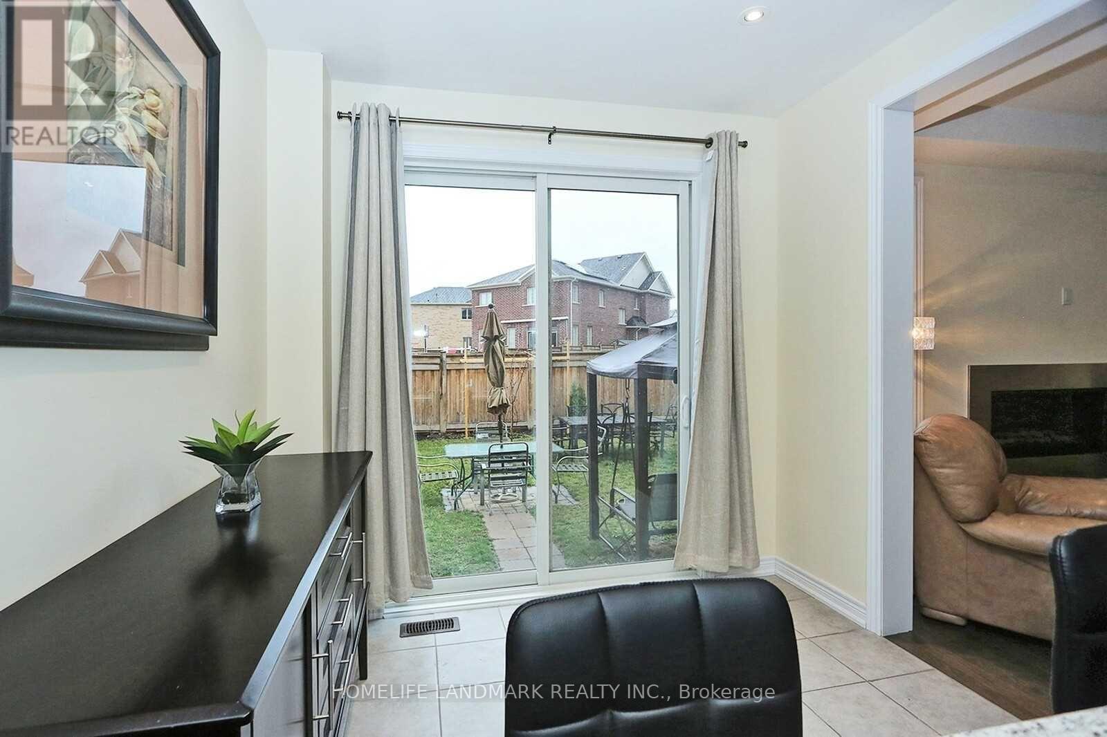 349 Hartwell Way, Aurora, Ontario  L4G 0W5 - Photo 13 - N13832228