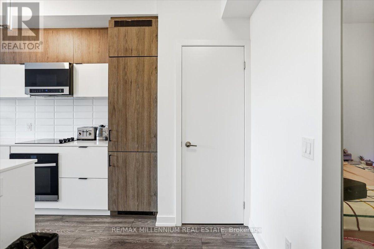 219 - 8888 Yonge Street, Richmond Hill, Ontario  L4C 6Z1 - Photo 4 - N13832234