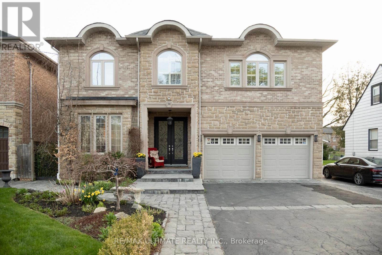 38 WILMAR ROAD, Toronto, Ontario