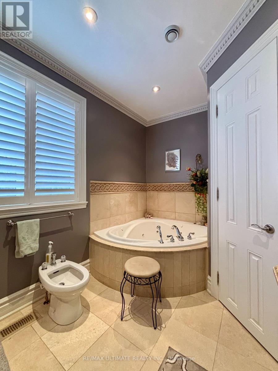 38 Wilmar Road, Toronto, Ontario  M9B 3R9 - Photo 18 - W13832224