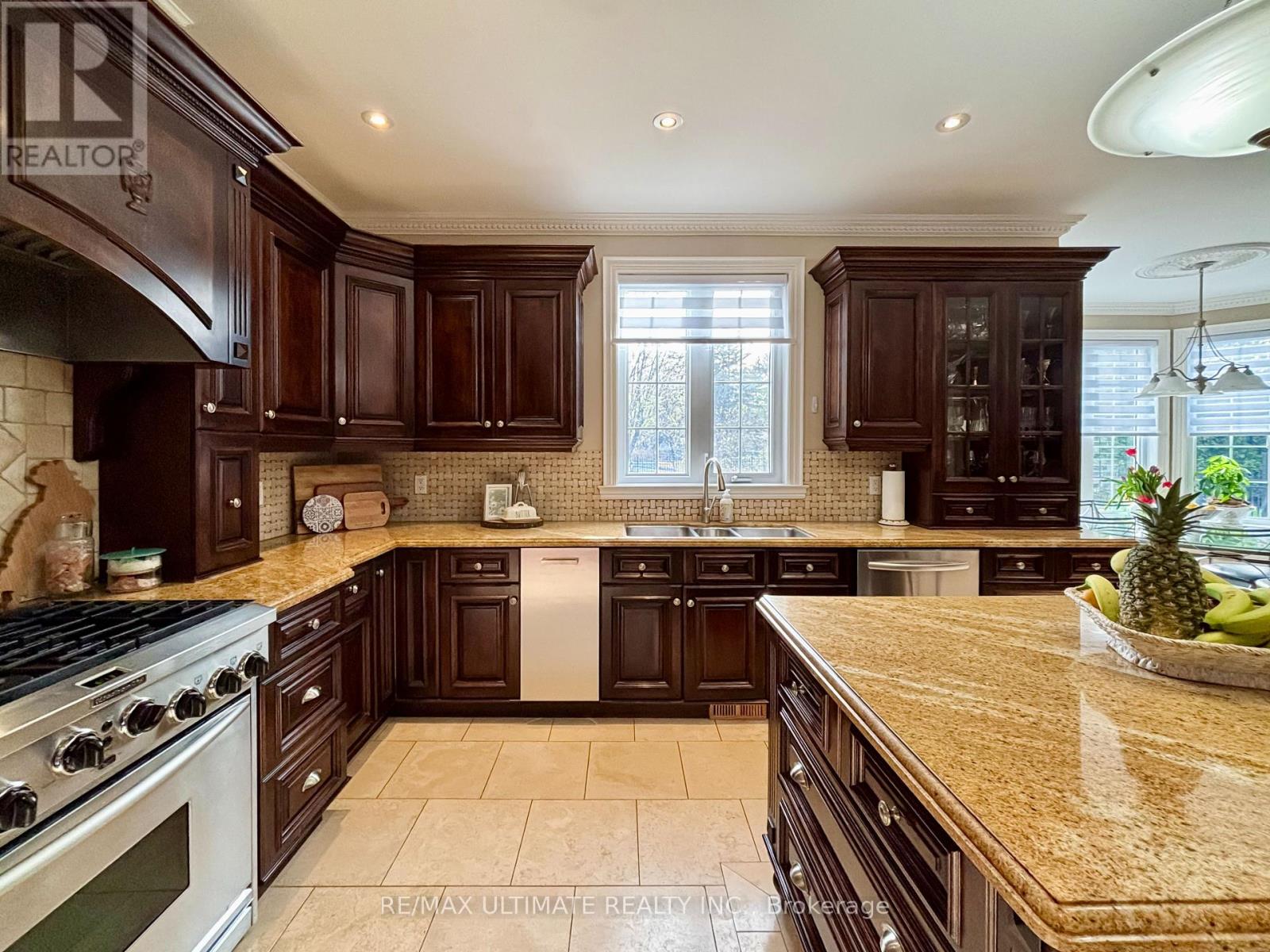 38 Wilmar Road, Toronto, Ontario  M9B 3R9 - Photo 7 - W13832224