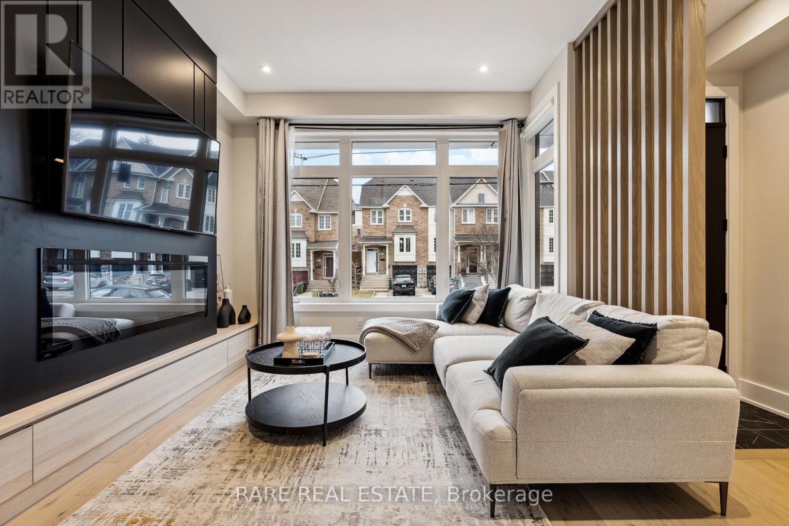 19 Twenty-Ninth Street, Toronto, Ontario  M8W 3A9 - Photo 2 - W13832262