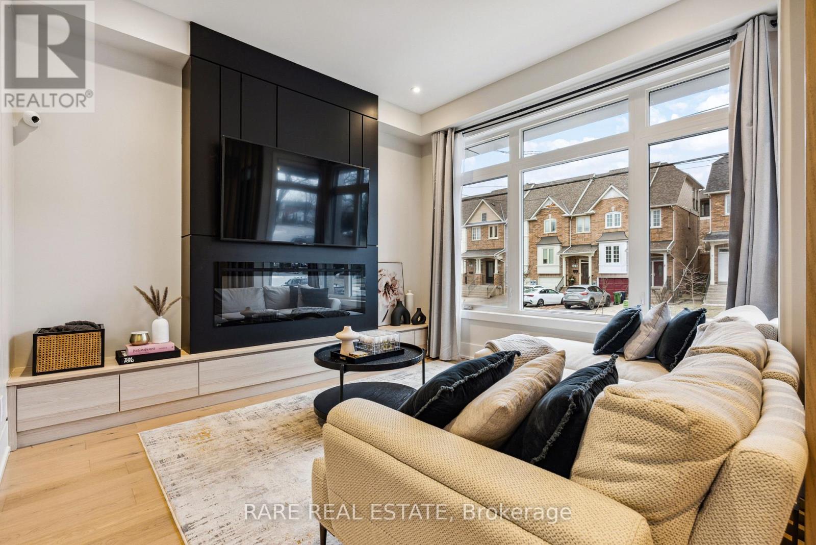 19 Twenty-Ninth Street, Toronto, Ontario  M8W 3A9 - Photo 3 - W13832262