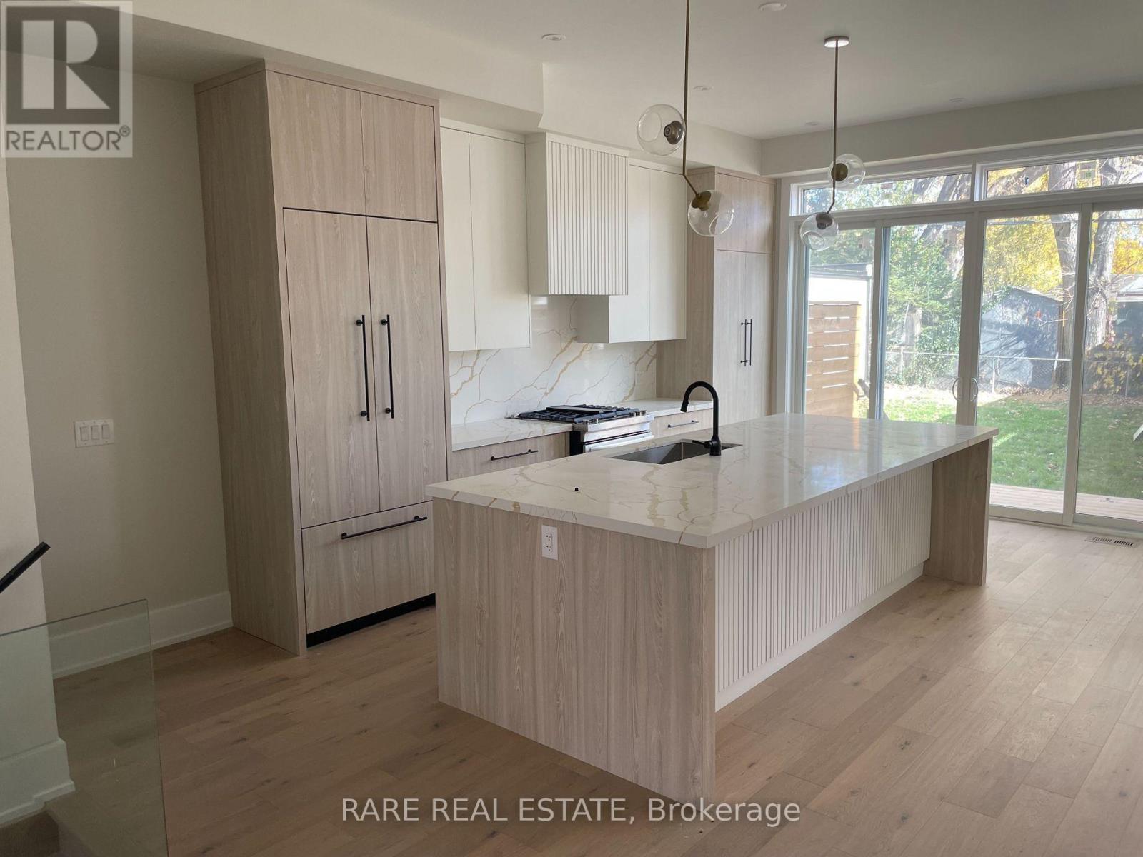 19 Twenty-Ninth Street, Toronto, Ontario  M8W 3A9 - Photo 7 - W13832262