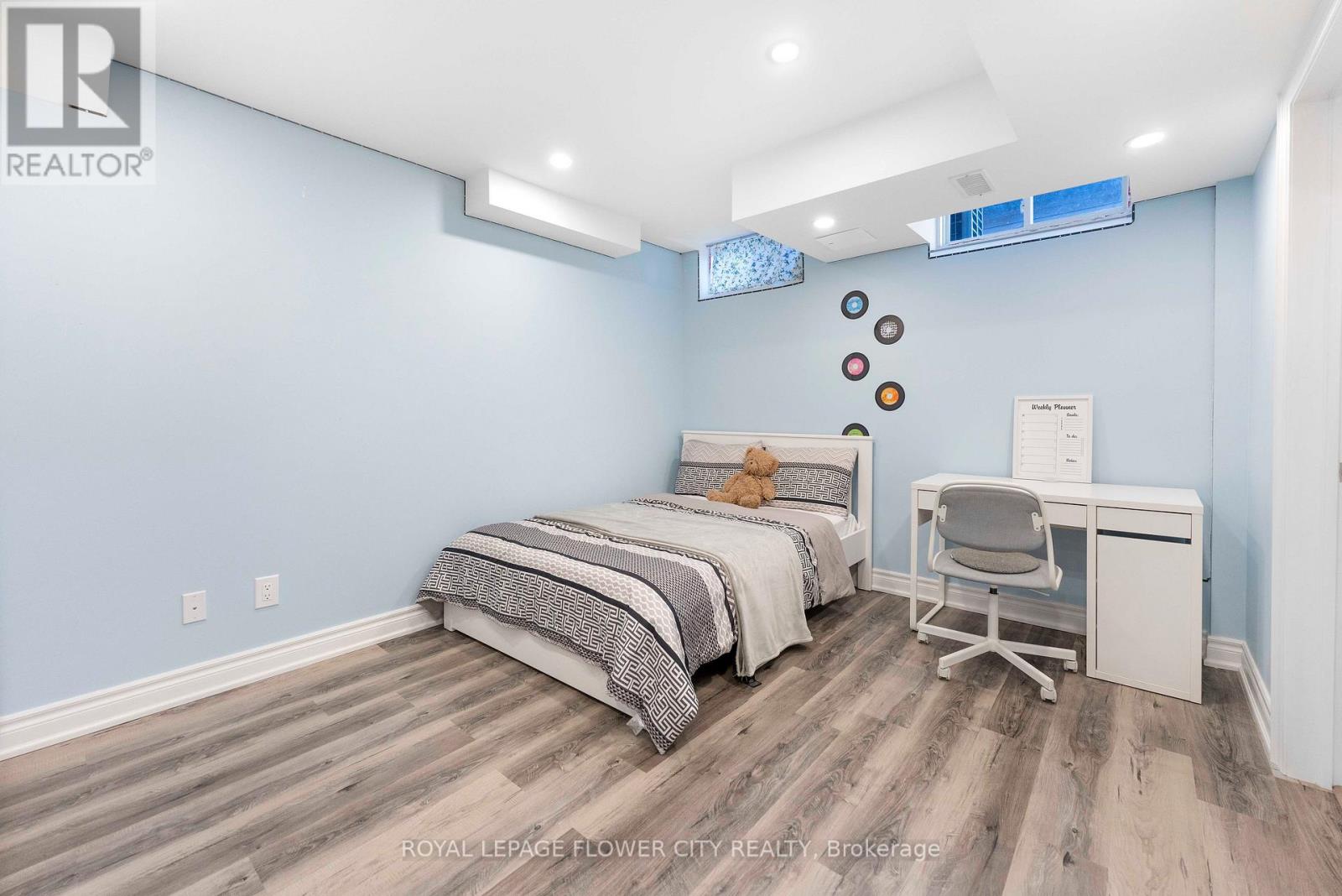 2761 William Jackson Drive, Pickering, Ontario  L1X 0C1 - Photo 38 - E13832156