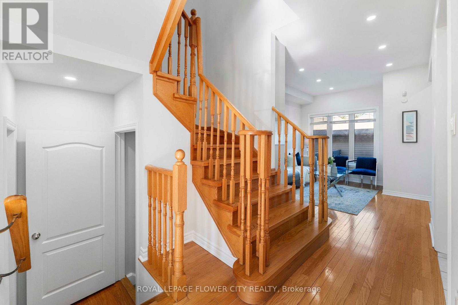 2761 William Jackson Drive, Pickering, Ontario  L1X 0C1 - Photo 9 - E13832156