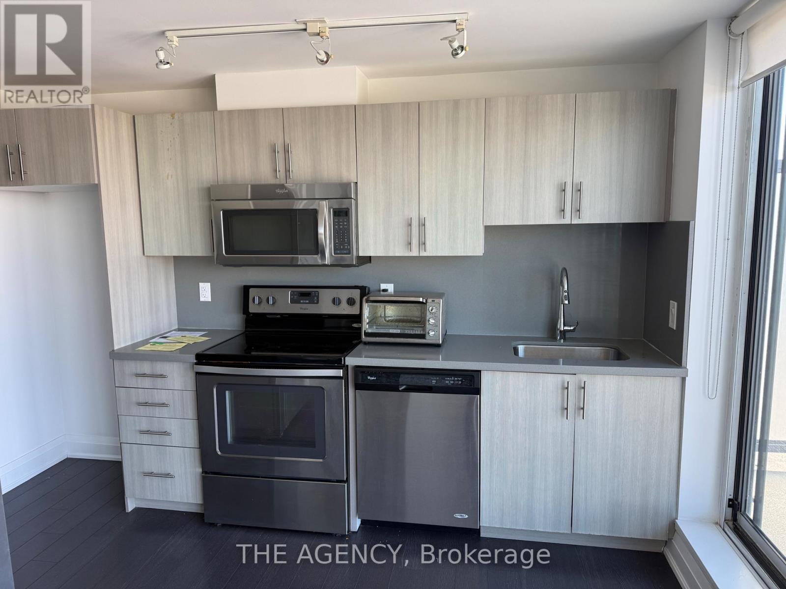 605 - 16 Mcadam Avenue, Toronto, Ontario  M6A 0B9 - Photo 4 - W13830298