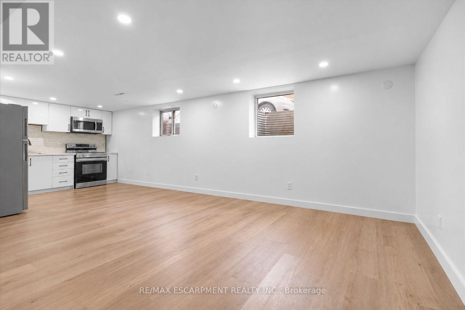 37 Lilacside Drive, Hamilton, Ontario  L8V 2L5 - Photo 23 - X13832254