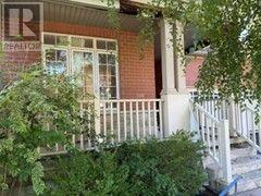 16 Panorama Way, Hamilton, Ontario  L8E 6C6 - Photo 2 - X13832260