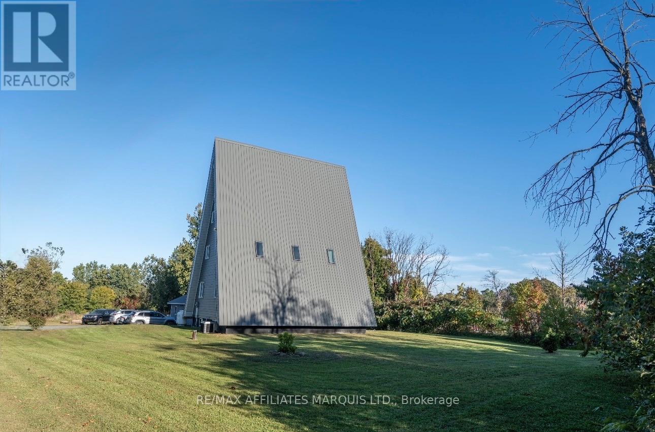 2150 Service Road, Cornwall, Ontario  K6K 0B4 - Photo 2 - X13832292
