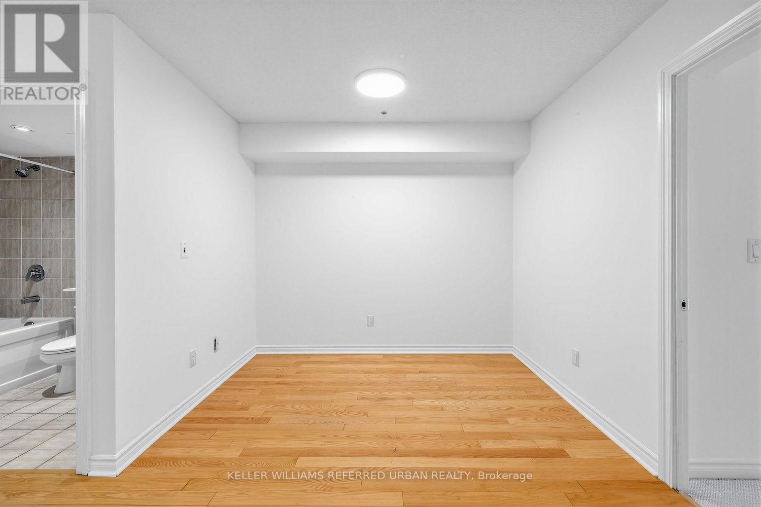 1436 - 250 Wellington Street W, Toronto, Ontario  M5V 3P6 - Photo 16 - C13832298