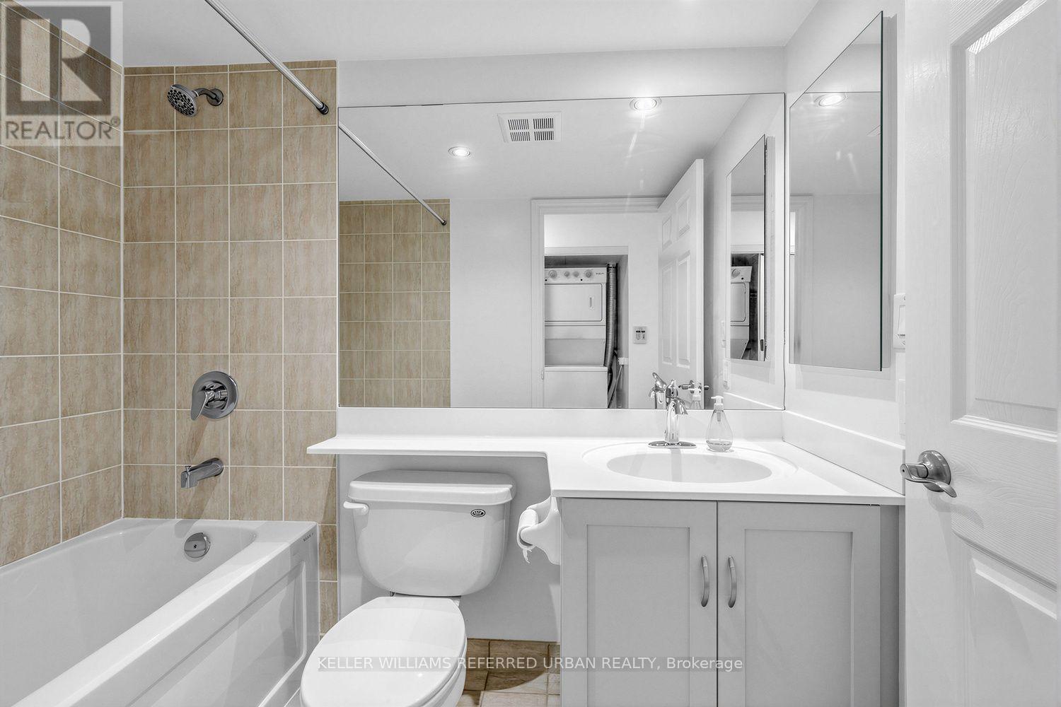 1436 - 250 Wellington Street W, Toronto, Ontario  M5V 3P6 - Photo 3 - C13832298