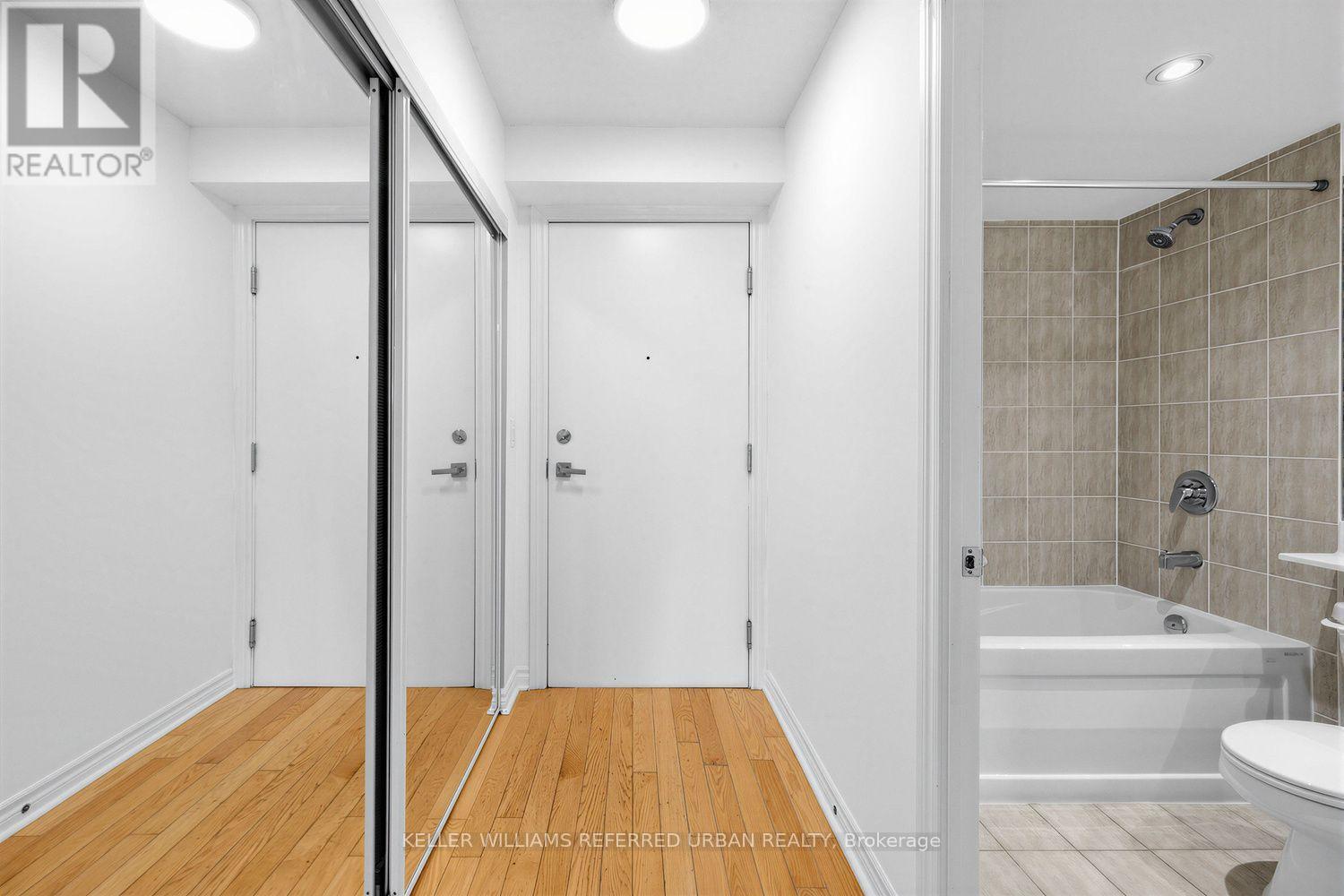1436 - 250 Wellington Street W, Toronto, Ontario  M5V 3P6 - Photo 34 - C13832298