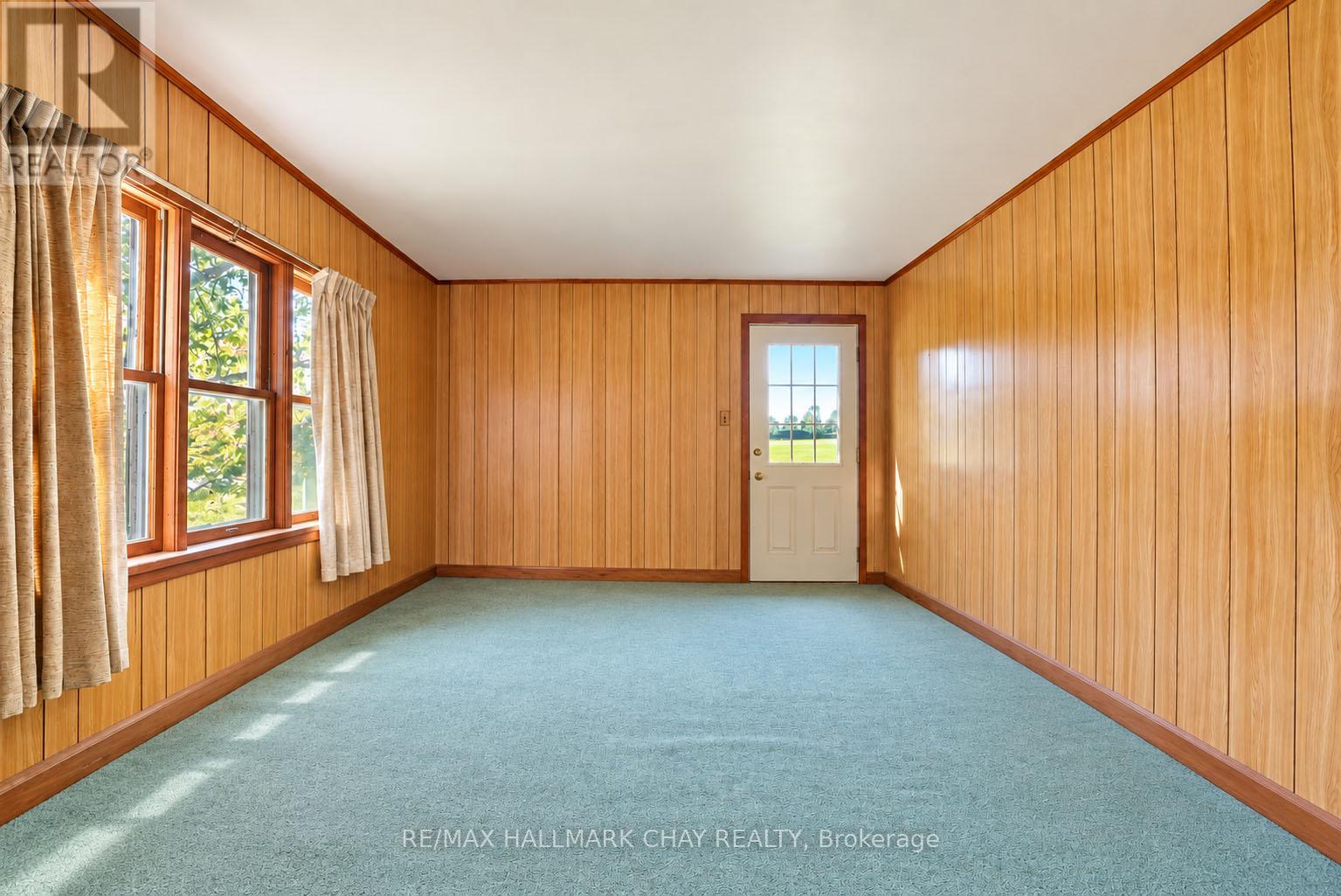 1402 Ridge Road E, Oro-Medonte, Ontario  L0L 1T0 - Photo 16 - S13832270