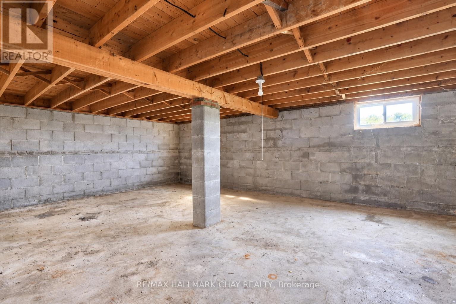 1402 Ridge Road E, Oro-Medonte, Ontario  L0L 1T0 - Photo 25 - S13832270
